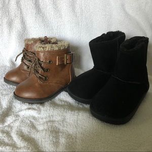 Set of 2 pairs baby boots size 3 - infant toddler